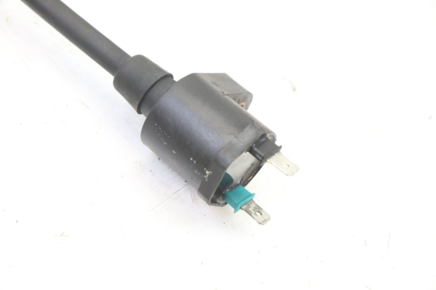 photo de BOBINA PEUGEOT ELYSEO 125 (1999 - 2004) - Dettagli dei punti di fissaggio