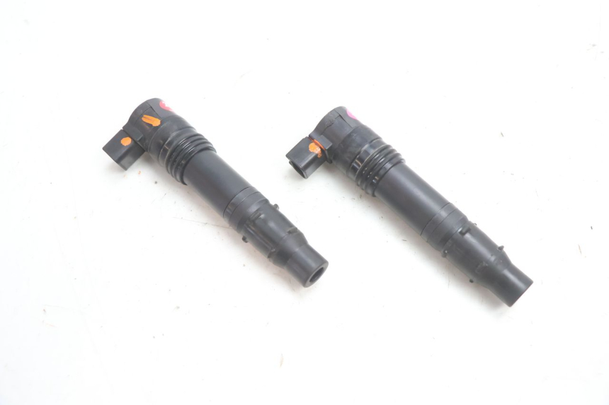 photo de BOBINA KAWASAKI ER-6 ER6 N 650 (2005 - 2009) - Stato della superficie e materiale
