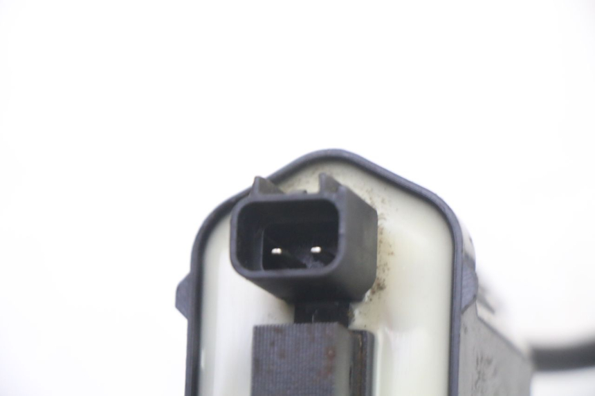 photo de BOBINA SYM FIDDLE 3 III 125 (2014 - 2020) - Dettagli dei punti di fissaggio