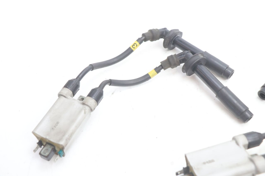 photo de BOBINA KAWASAKI GPX F ZX750F 750 (1986 - 1990) - Ricambio usato controllato