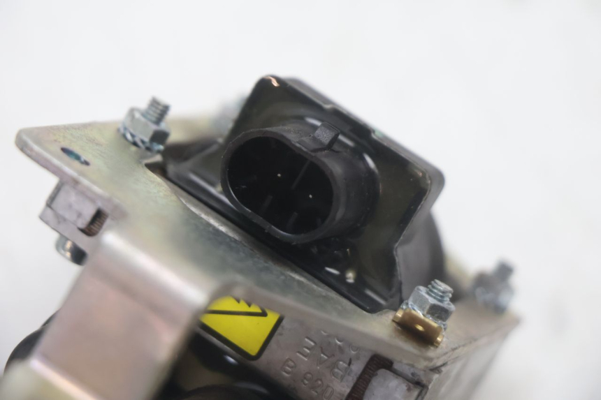 photo de BOBINA PIAGGIO MP3 HPE 530 (2022 - 2026) - Stato della superficie e materiale