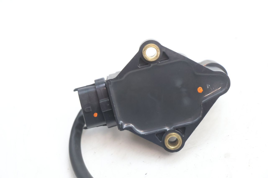 photo de BOBINA PIAGGIO MP3 LT 300 (2010 - 2016) - Dettagli dei punti di fissaggio