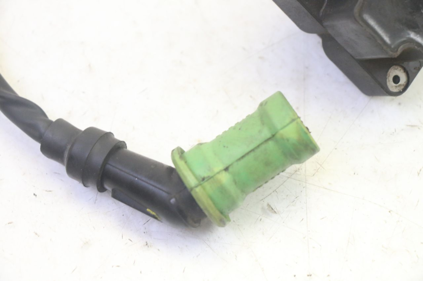 photo de BOBINA PIAGGIO MP3 RL 250 (2006 - 2010) - Primo piano tecnico