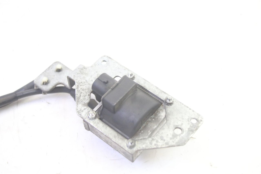 photo de BOBINA PIAGGIO MP3 500 (2016 - 2018) - Dettagli dei punti di fissaggio