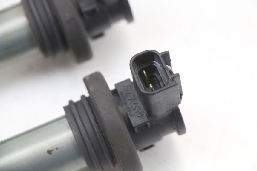 photo de BOBINA KAWASAKI NINJA 400 (2018 - 2023) - Dettagli dei punti di fissaggio