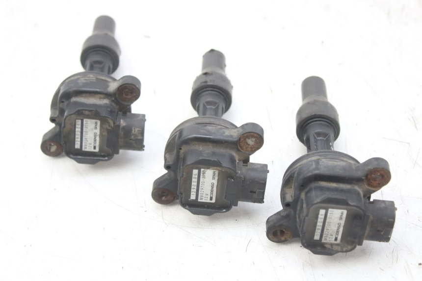 photo de BOBINA TRIUMPH SPRINT ST 955 (1999 - 2001) - Primo piano tecnico