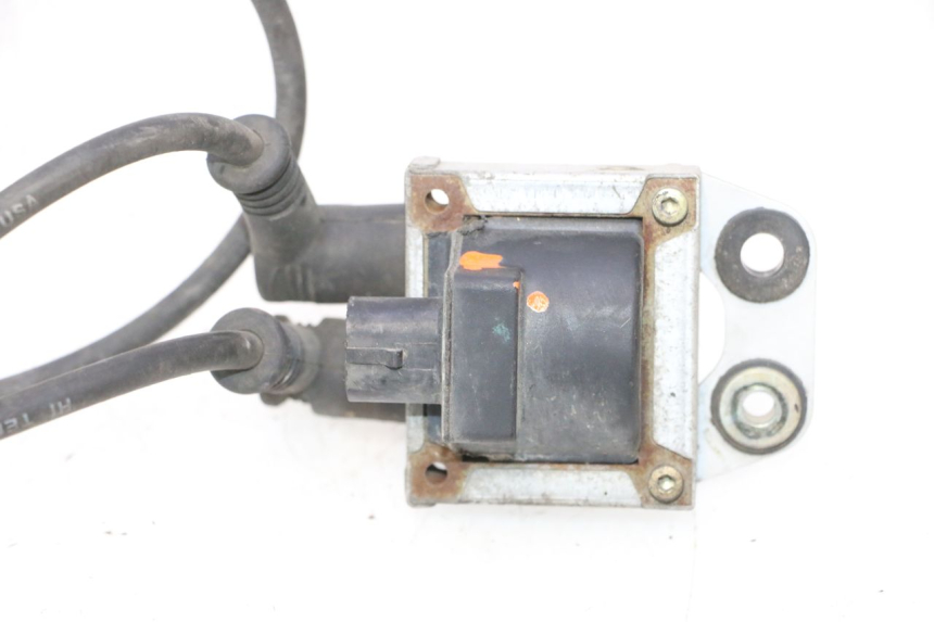 photo de BOBINA DUCATI SS IE DS CARENEE 1000 (2002 - 2006) - Dettagli dei punti di fissaggio