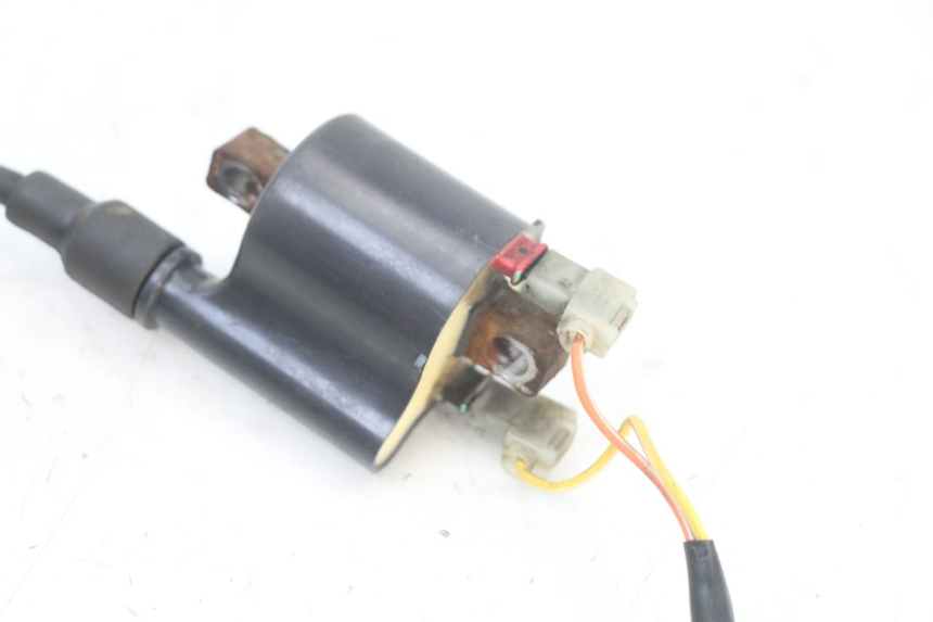 photo de BOBINA SUZUKI BURGMAN 125 (2018 - 2021) - Dettagli dei punti di fissaggio