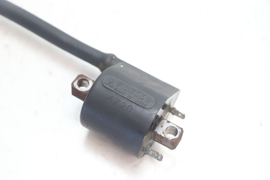 photo de BOBINA SUZUKI SV S 650 (2003 - 2009) - Dettagli dei punti di fissaggio