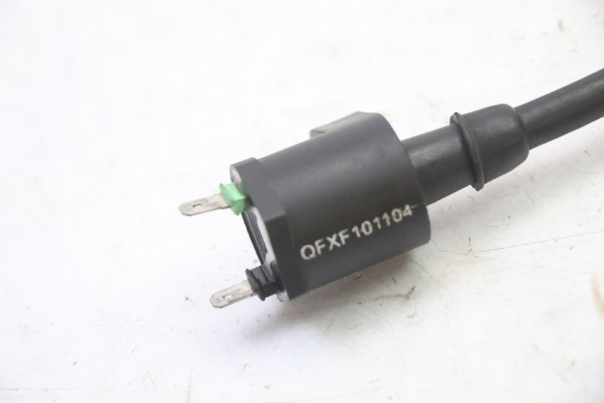 photo de BOBINA PEUGEOT V-CLIC VCLIC 50 (2007 - 2013) - Primo piano tecnico