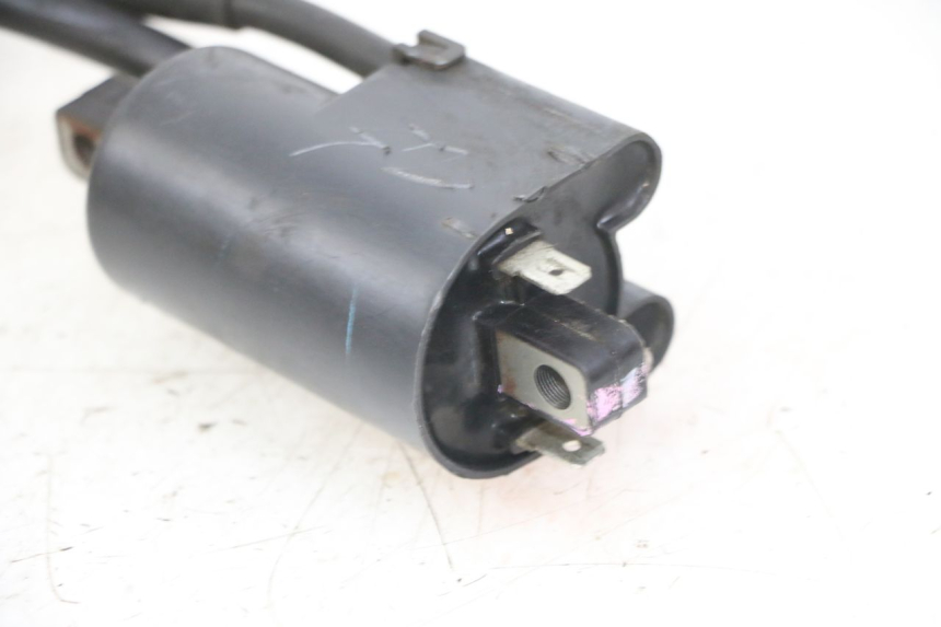 photo de BOBINA YAMAHA FZS FAZER 600 (2001 - 2003) - Dettagli dei punti di fissaggio