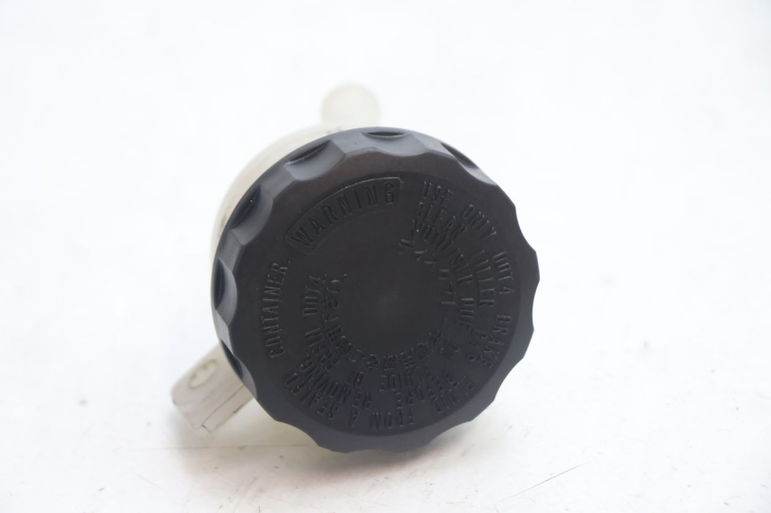 photo de VASO FLUIDO FRENI KAWASAKI ER-6 ER6 N 650 (2005 - 2009) - Dettaglio del componente