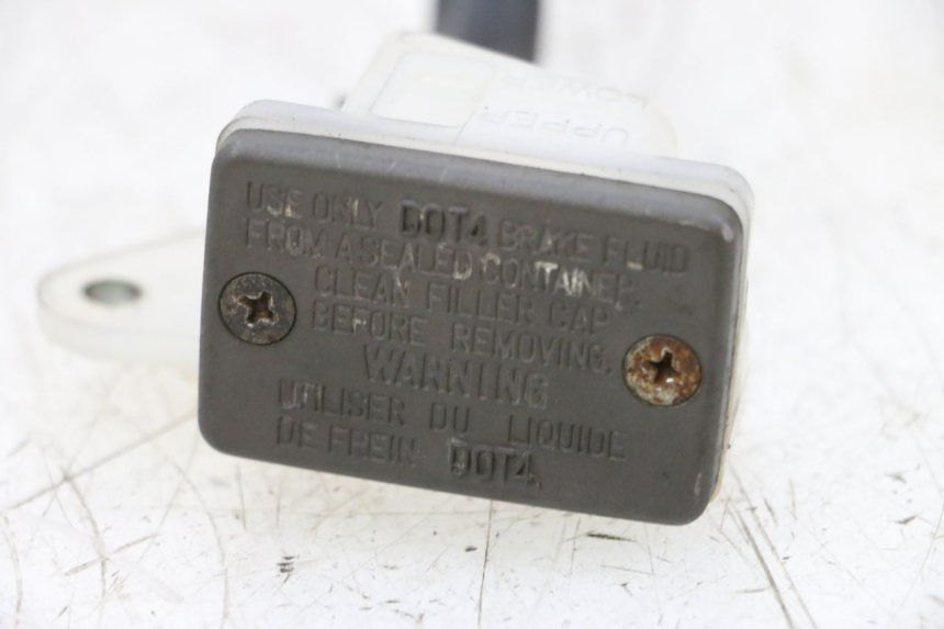 photo de VASO FLUIDO FRENI SUZUKI GSXR GSX-R 1000 (2003 - 2004) - Altra angolazione