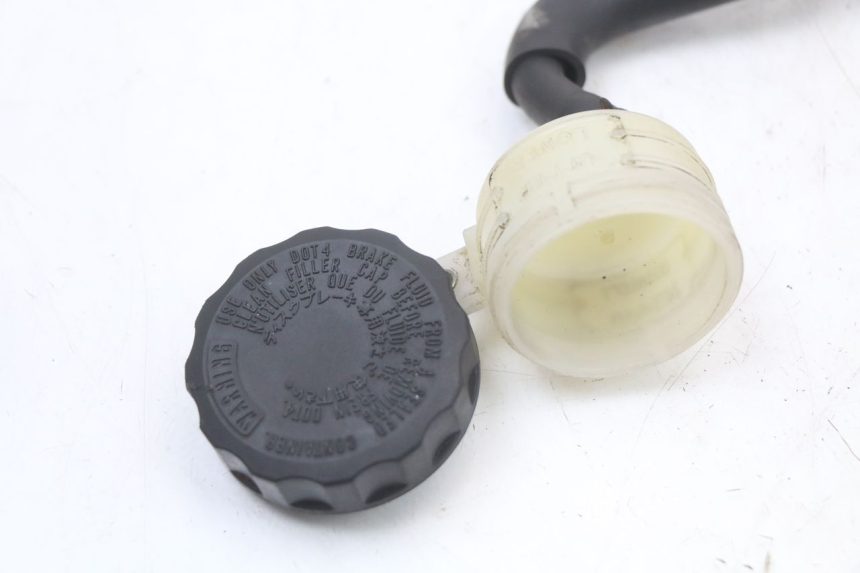 photo de SERBATOIO LIQUIDO FRENI HONDA NTV DEAUVILLE 650 (1998 - 2001) - Primo piano tecnico