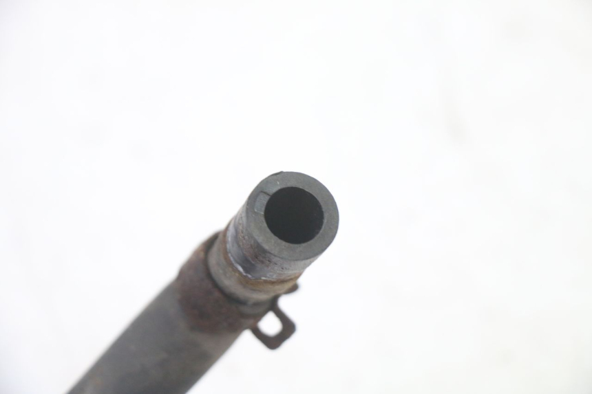 photo de VASO FLUIDO FRENI TRIUMPH SPRINT 900 (1995 - 1998) - Dettagli dei punti di fissaggio