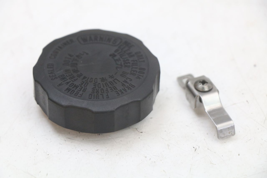 photo de VASO FLUIDO FRENI SUZUKI SV S 650 (1999 - 2002) - Dettaglio del componente