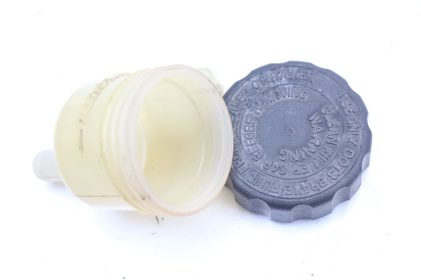 photo de VASO FLUIDO FRENI YAMAHA XJ F 900 (1983 - 1994) - Primo piano tecnico