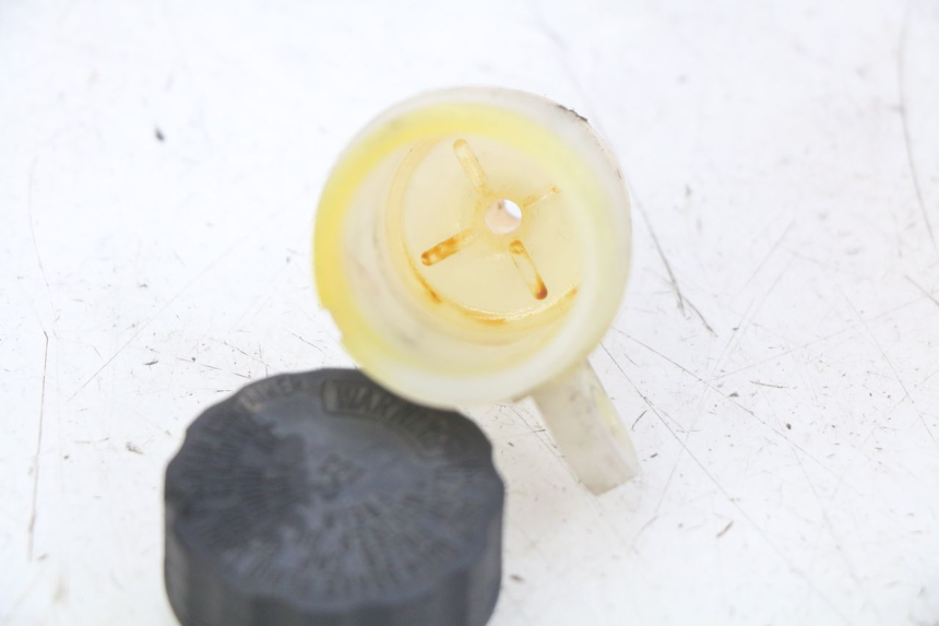 photo de SERBATOIO LIQUIDO FRENI KAWASAKI Z 750 (2007 - 2013) - Primo piano tecnico