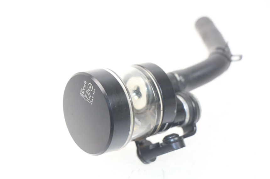 photo de Serbatoio liquido freni KAWASAKI Z Z900 900 (2017 - 2019) - Vista principale