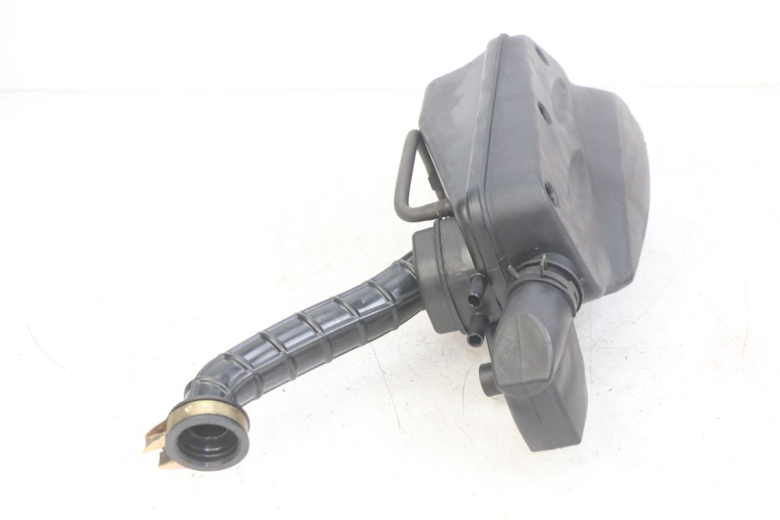 photo de SCATOLA DELL'ARIA KYMCO AGILITY 16+ 4T 50 (2018 - 2023) - Primo piano tecnico