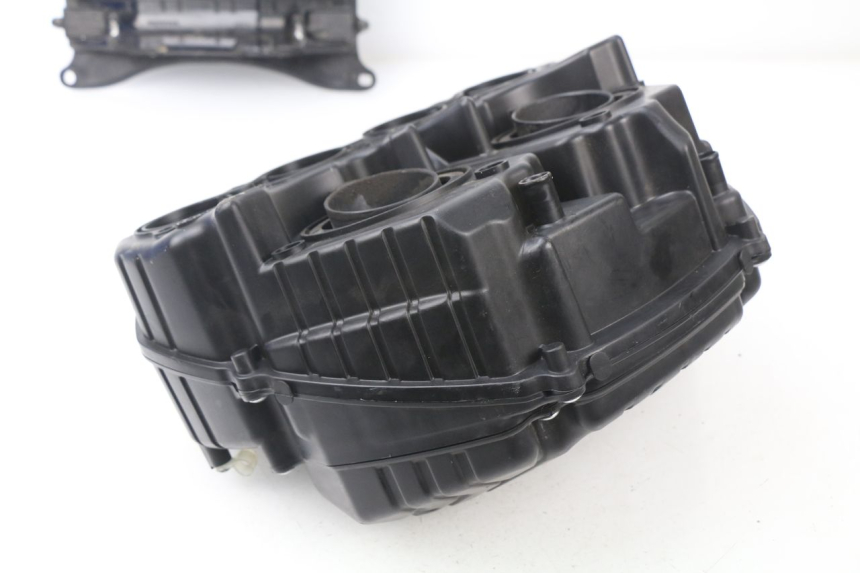 photo de ARIA SCATOLA HONDA CBR RR FIREBLADE 1000 (2006 - 2007) - Zoom sullo stato d'uso