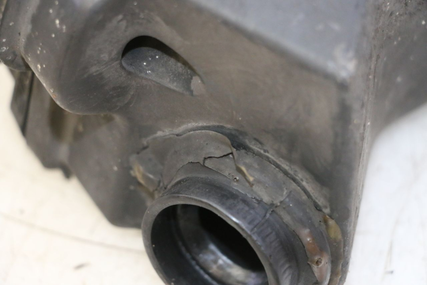 photo de SCATOLA DELL'ARIA PEUGEOT CITYSTAR 50 (2013 - 2017) - Altra angolazione