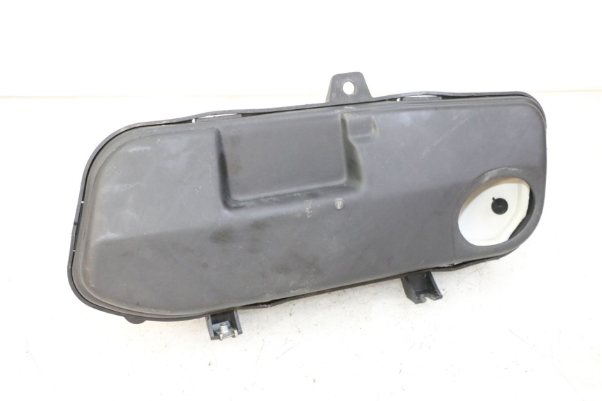 photo de ARIA SCATOLA APRILIA CLASSIC 125 (1995 - 2001) - Dettagli dei punti di fissaggio