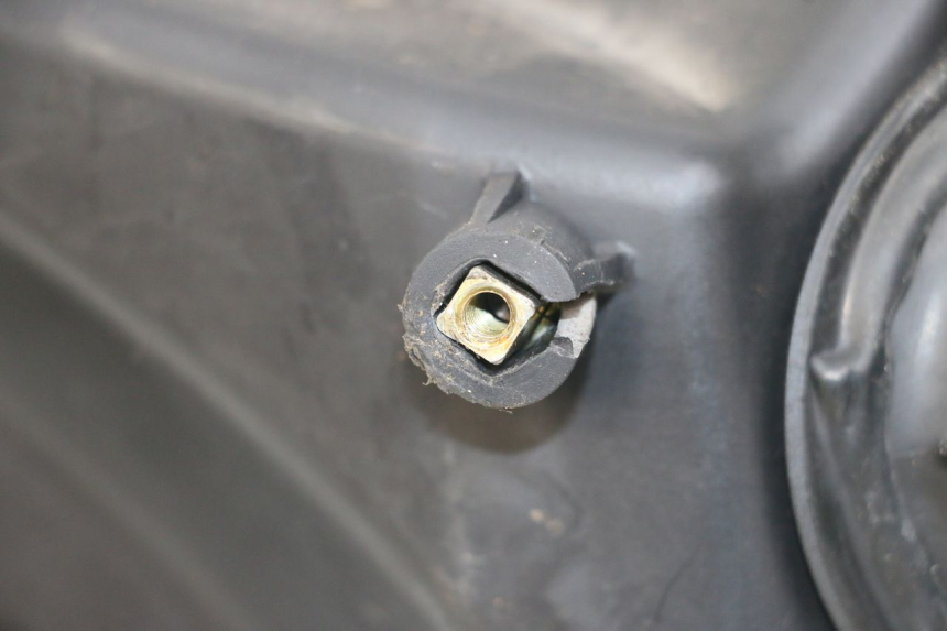 photo de Scatola dell'aria KYMCO DINK STREET ABS 125 (2011 - 2018) - Altra angolazione