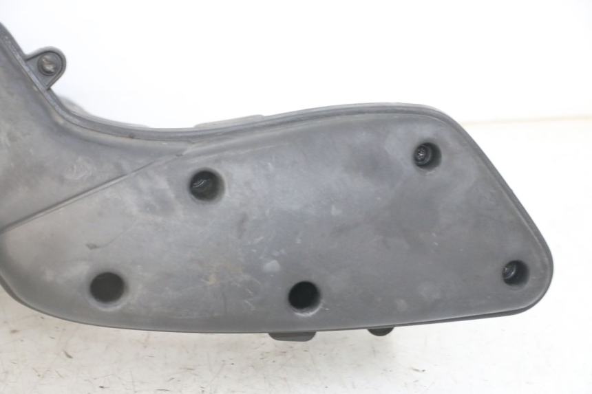 photo de SCATOLA DELL'ARIA PEUGEOT ELYSEO 125 (1999 - 2004) - Dettagli dei punti di fissaggio