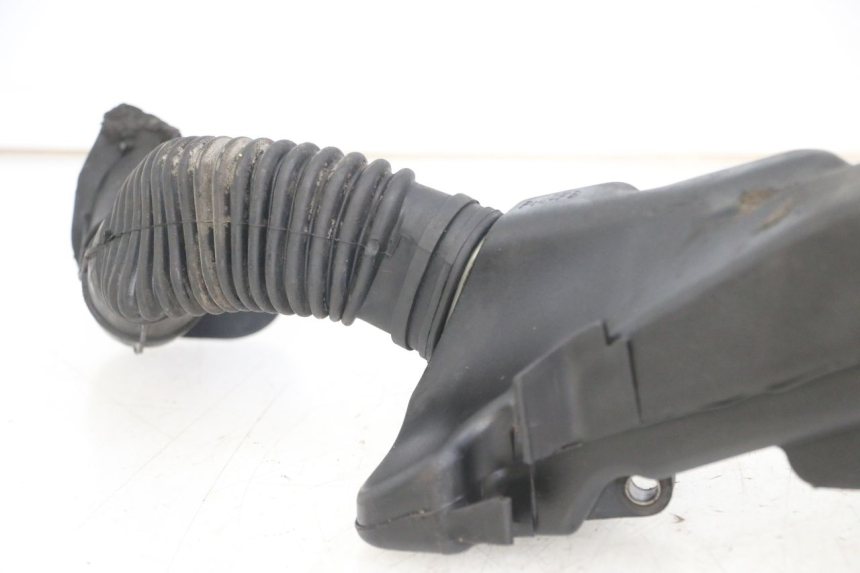 photo de SCATOLA DELL'ARIA PEUGEOT ELYSTAR 50 (2002 - 2014) - Stato della superficie e materiale