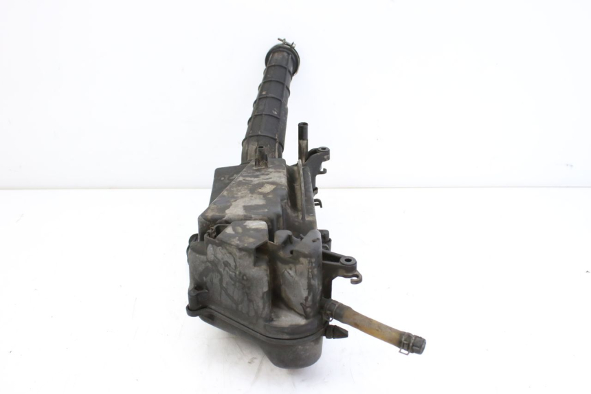 photo de SCATOLA DELL'ARIA HONDA FES S-WING SWING ABS 125 (2007 - 2015) - Primo piano tecnico