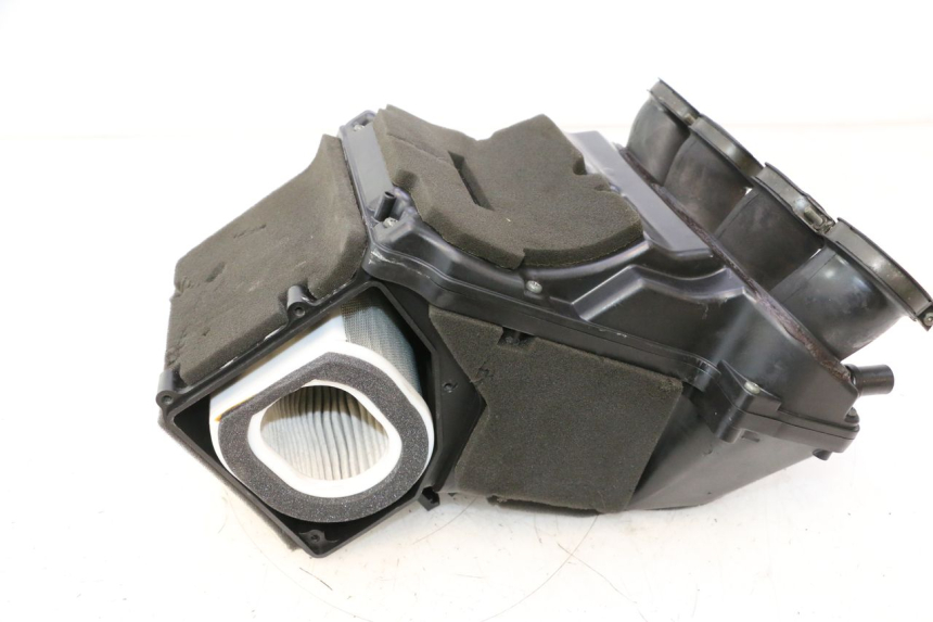 photo de ARIA SCATOLA YAMAHA FJR 1300 (2001 - 2005) - Dettagli dei punti di fissaggio