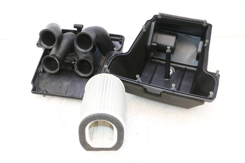photo de ARIA SCATOLA YAMAHA FJR 1300 (2001 - 2005) - Stato della superficie e materiale