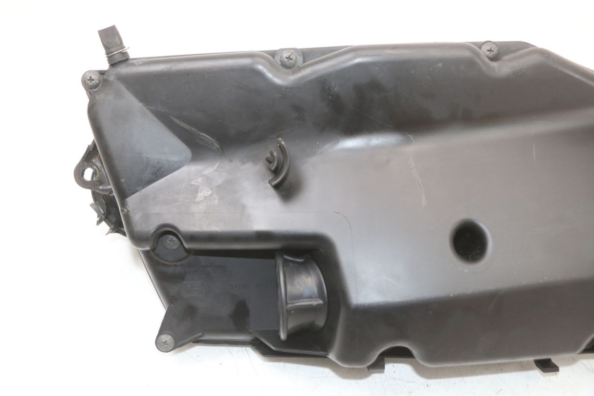 photo de ARIA SCATOLA HONDA FJS SILVER WING SILVERWING 400 (2005 - 2008) - Zoom sullo stato d'uso