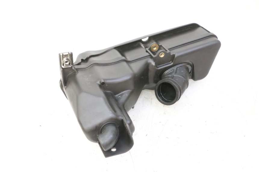 photo de SCATOLA DELL'ARIA PIAGGIO FLY 2T 50 (2004 - 2017) - Dettaglio del componente