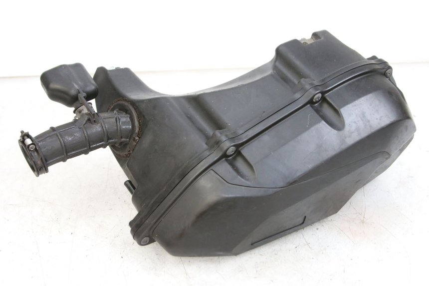 photo de SCATOLA DELL'ARIA HONDA FORZA 125 (2015 - 2016) - Dettagli dei punti di fissaggio