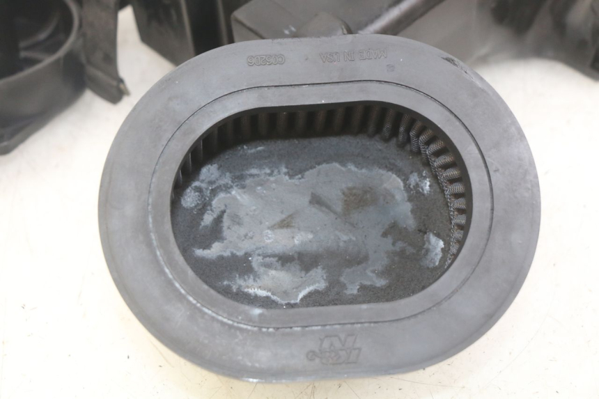 photo de SCATOLA DELL'ARIA YAMAHA FZS FAZER 600 (1998 - 2001) - Ricambio usato controllato