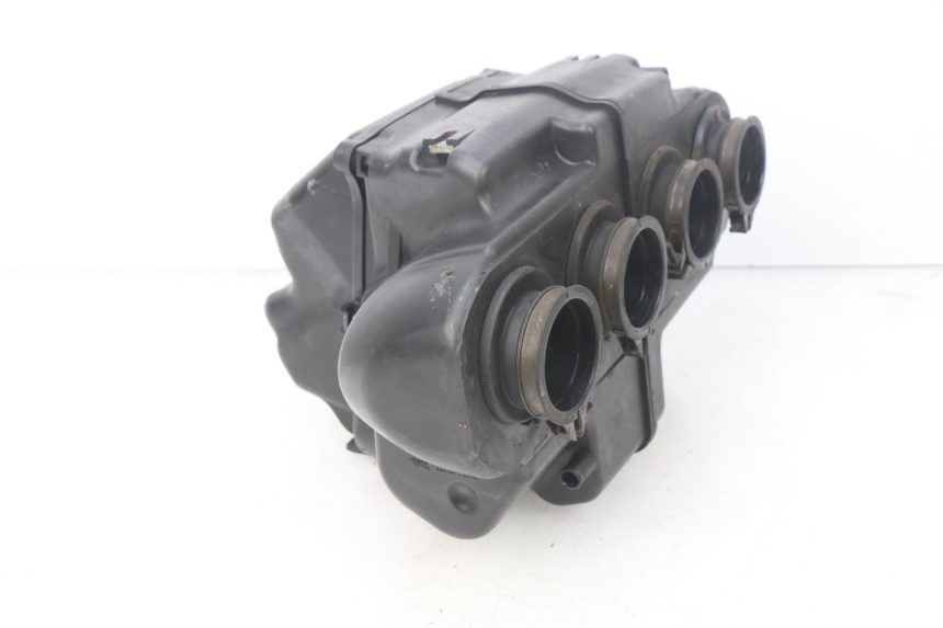 photo de Scatola dell'aria SUZUKI GSF N BANDIT 600 (2000 - 2004) - Primo piano tecnico