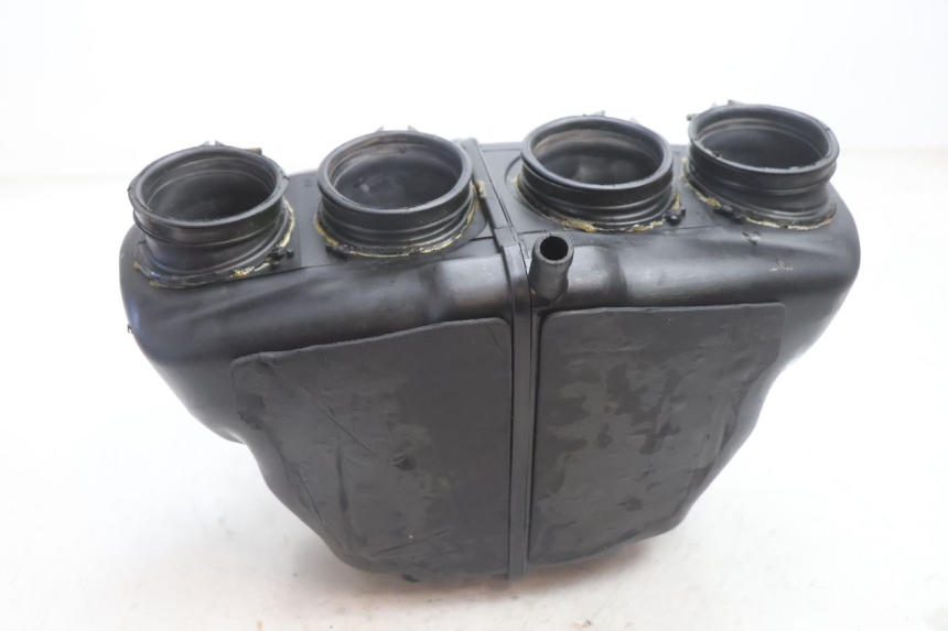 photo de ARIA SCATOLA SUZUKI GSX F GSXF 750 (1988 - 1998) - Dettaglio del componente