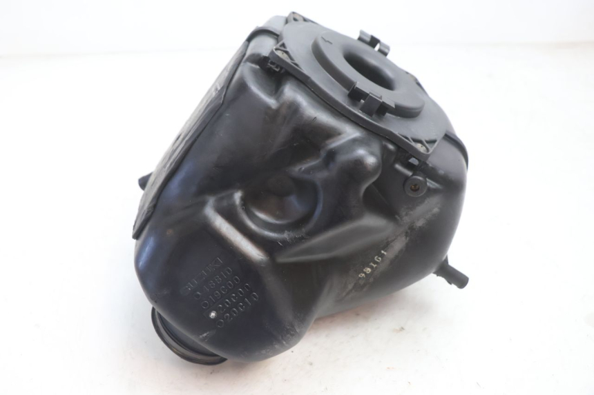 photo de ARIA SCATOLA SUZUKI GSX F GSXF 750 (1988 - 1998) - Primo piano tecnico