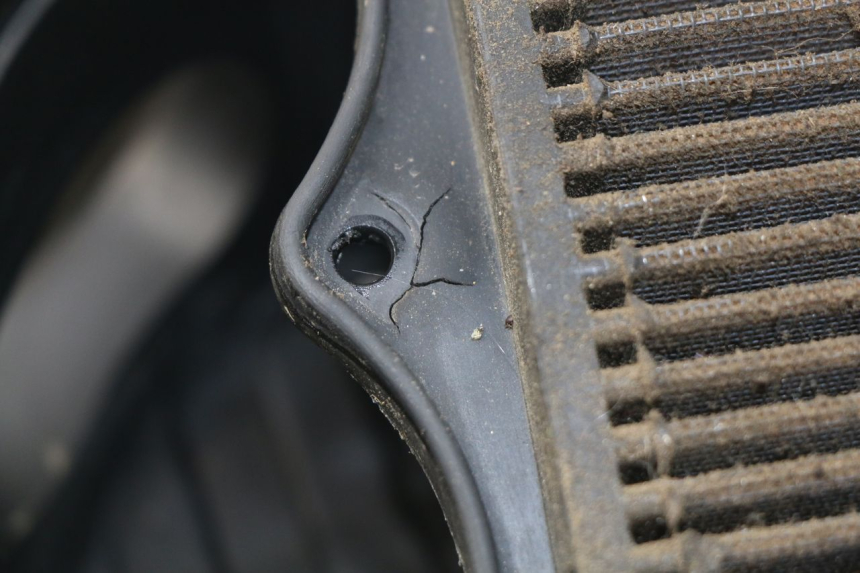 photo de Scatola dell'aria SUZUKI GSX-R GSXR 600 (2001 - 2003) - Primo piano tecnico