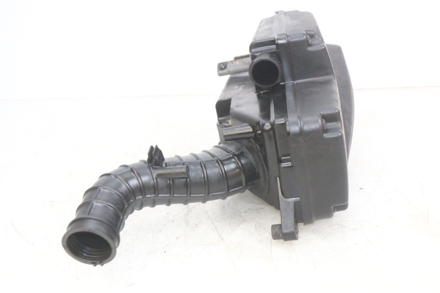 photo de SCATOLA DELL'ARIA SYM GTS EFI 125 (2012 - 2016) - Altra angolazione