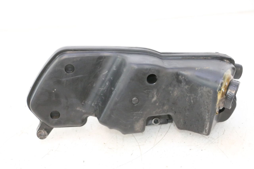 photo de SCATOLA DELL'ARIA PEUGEOT KISBEE 2T 50 (2010 - 2017) - Altra angolazione