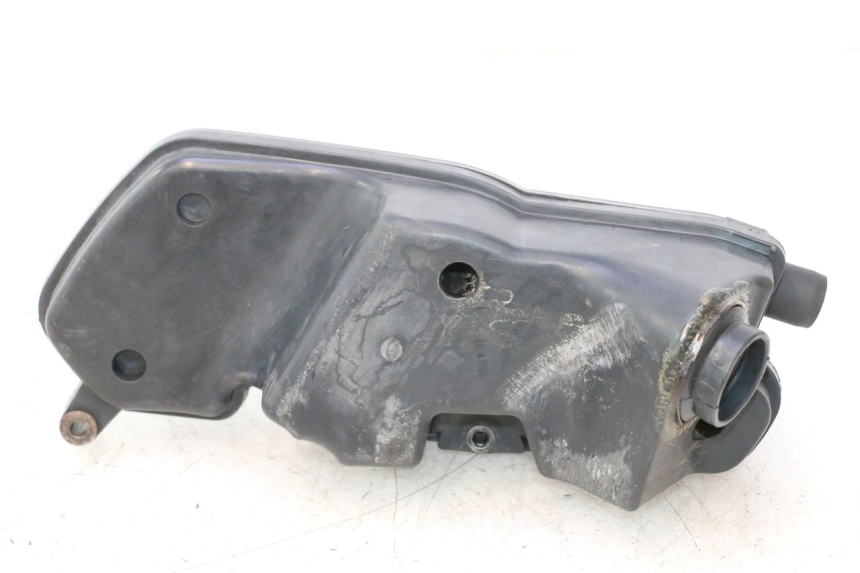 photo de SCATOLA DELL'ARIA PEUGEOT KISBEE 2T 50 (2010 - 2017) - Zoom sullo stato d'uso