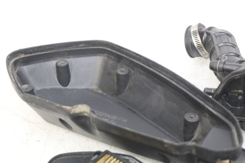 photo de SCATOLA DELL'ARIA PEUGEOT KISBEE 4T 50 (2018 - 2022) - Dettagli dei punti di fissaggio