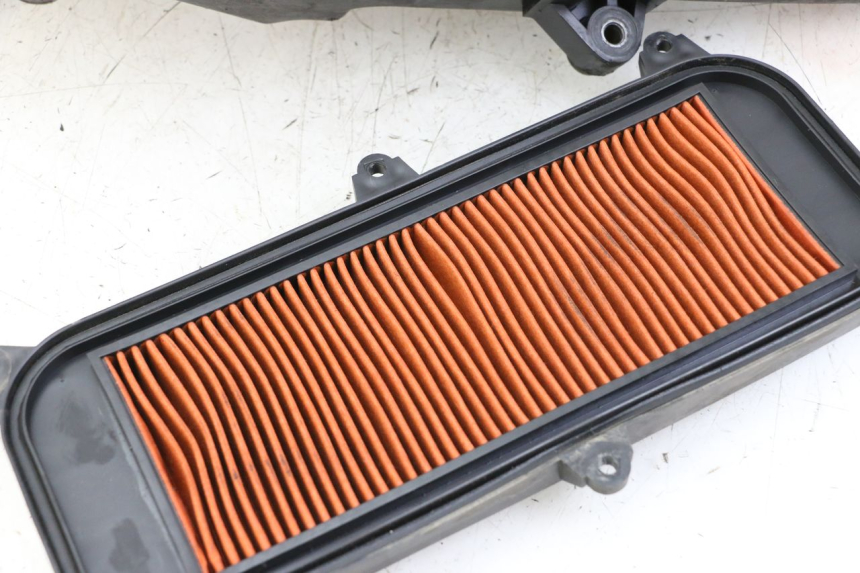 photo de SCATOLA DELL'ARIA KYMCO GRAND DINK 125 (2008 - 2014) - Altra vista dell'articolo