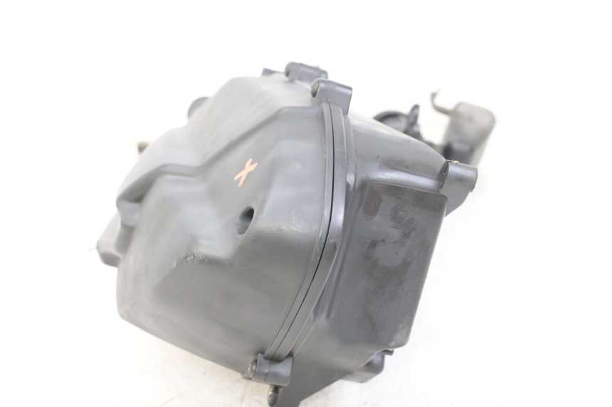 photo de SCATOLA DELL'ARIA KYMCO X-TOWN XTOWN 125 (2016 - 2021) - Dettagli dei punti di fissaggio