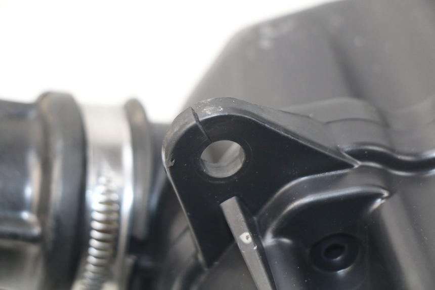 photo de Scatola dell'aria PEUGEOT METROPOLIS 400 (2017 - 2020) - Dettaglio del componente