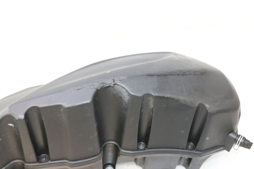 photo de ARIA SCATOLA PIAGGIO MP3 HPE 530 (2022 - 2026) - Primo piano tecnico