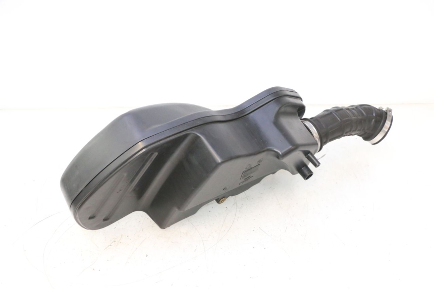 photo de SCATOLA DELL'ARIA PIAGGIO MP3 LT 400 (2007 - 2012) - Dettagli dei punti di fissaggio